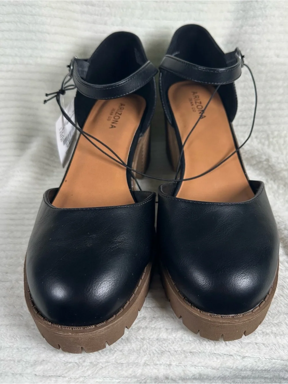 Arizona Women’s Black Prarie Round Toe Mary Jane Shoes NWT Size 10